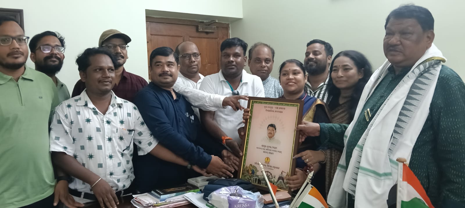 କେନ୍ଦ୍ର ଆଦିବାସୀ ବ୍ୟାପାର ମନ୍ତ୍ରୀ ଶ୍ରୀ ଜୁଏଲ ଓରାମଙ୍କ ସହ ଓଡିଶା ଡିଜିଟାଲ ମିଡ଼ିଆ ମହାସଙ୍ଘ ପ୍ରତିନିଧି ଦଳର ସୌଜନ୍ୟମୂଳକ ସାକ୍ଷାତକାର